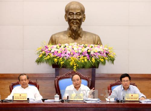 Chính phủ họp phiên thường kỳ tháng 7: Quyết liệt phấn đấu đạt mục tiêu tăng trưởng 6,7% 