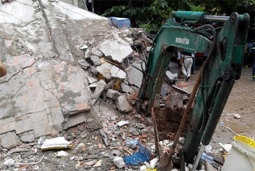 Khởi tố vụ án hình sự vi phạm quy định xây dựng làm sập nhà số 43 phố Cửa Bắc, Hà Nội
