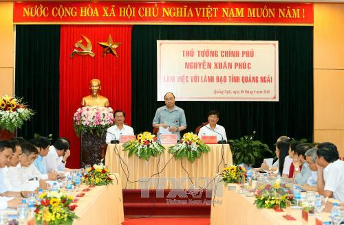 Thủ tướng Nguyễn Xuân Phúc: Quảng Ngãi phải chú trọng đầu tư cho kinh tế nông nghiệp