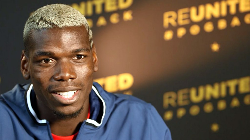 MU hoàn thành thương vụ kỷ lục với Pogba