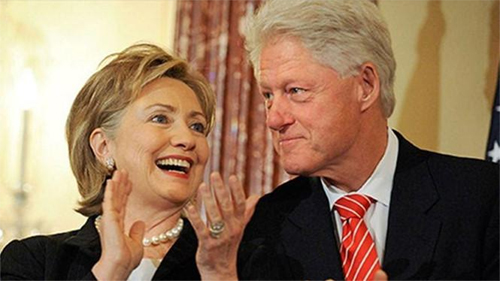 Bà Hi-la-ri Clin-tơn công khai hồ sơ thuế gây sức ép với ông Đô-nan Trăm