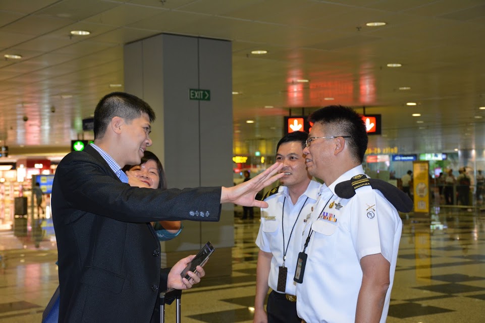 Giao lưu sĩ quan trẻ Việt Nam - Singapore lần thứ 4