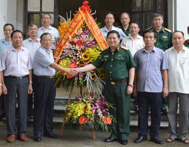 Đại tướng Ngô Xuân Lịch làm việc với Trung ương Hội Cựu chiến binh Việt Nam