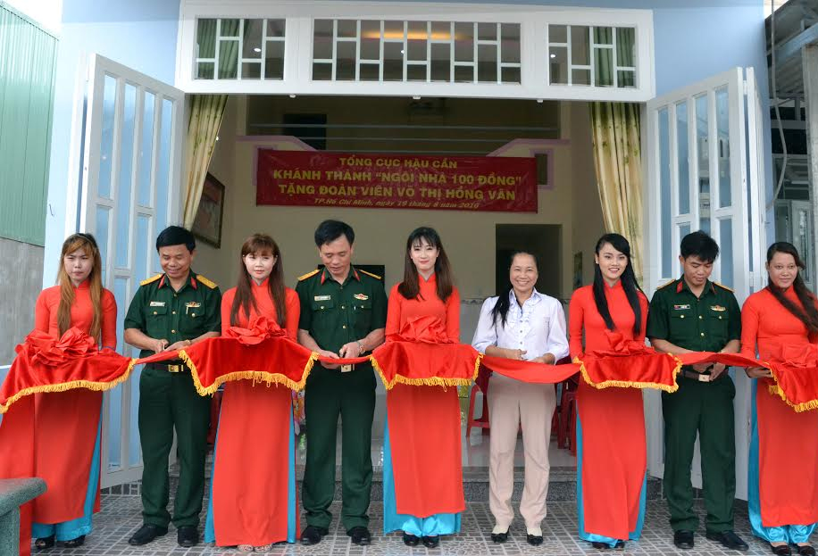 Tổng cục Hậu cần: Khánh thành “Ngôi nhà 100 đồng” tặng công nhân viên
