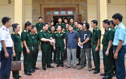 Tạo đà để phát triển hạt nhân mỹ thuật quân đội