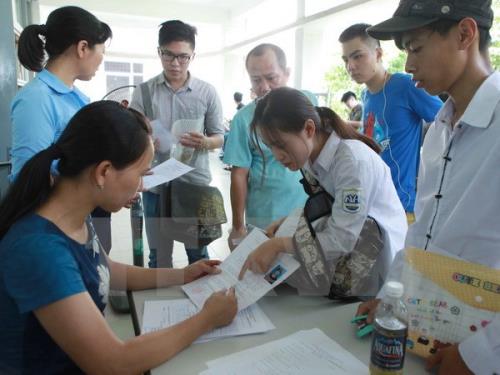 TP Hồ Chí Minh: Nhiều trường đại học phải xét tuyển bổ sung