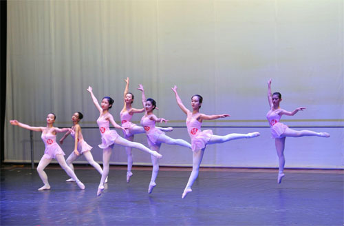 Nơi nhộn nhịp, chốn đìu hiu
