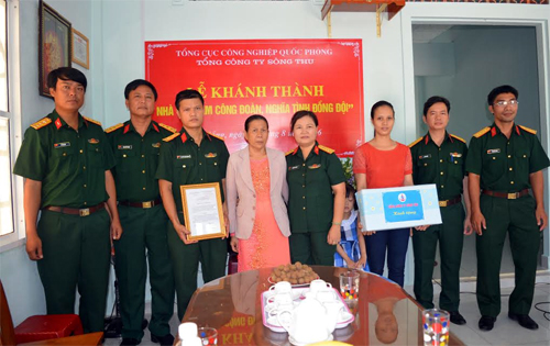 Trao tặng nhà tình nghĩa tại Đà Nẵng, Quảng Nam
