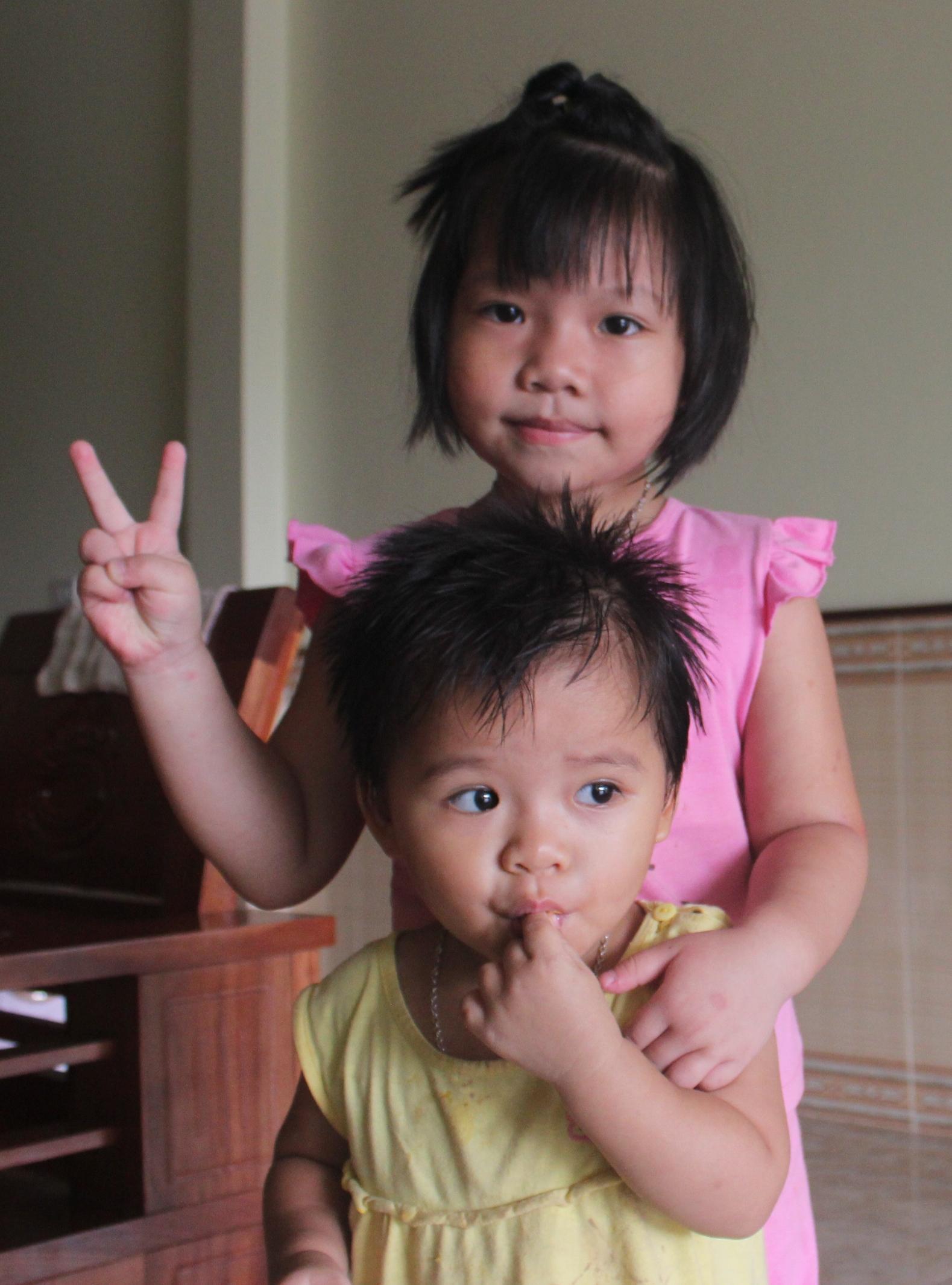 “Bố là one, mẹ là two...”