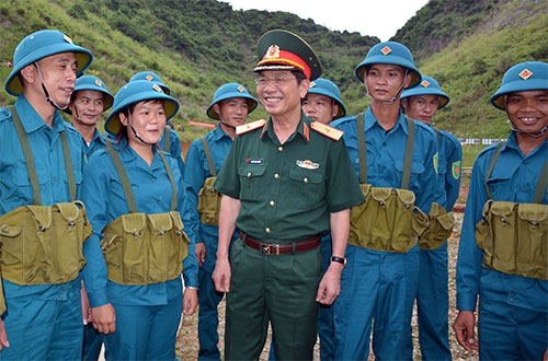 Thống nhất, đồng bộ trong triển khai các văn bản pháp luật về dân quân, tự vệ
