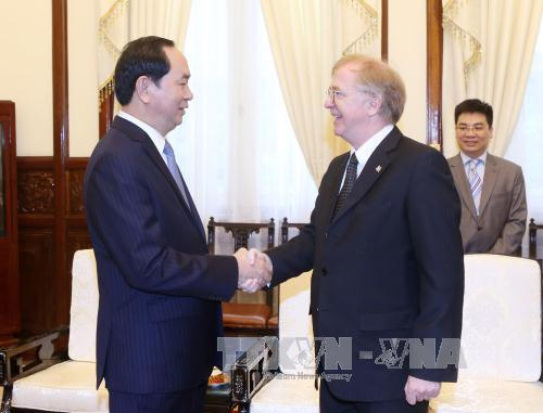 Chủ tịch nước tiếp Đại sứ Canada chào từ biệt
