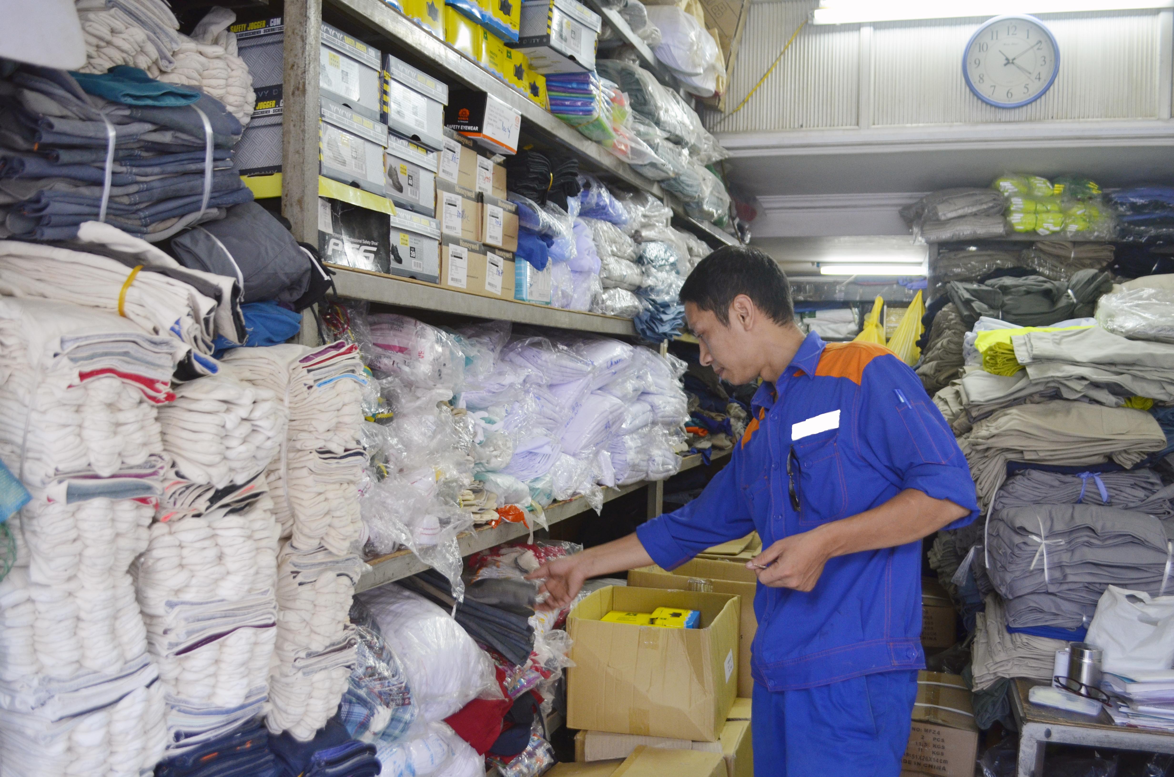 Nguy hại từ đồ bảo hộ lao động rởm