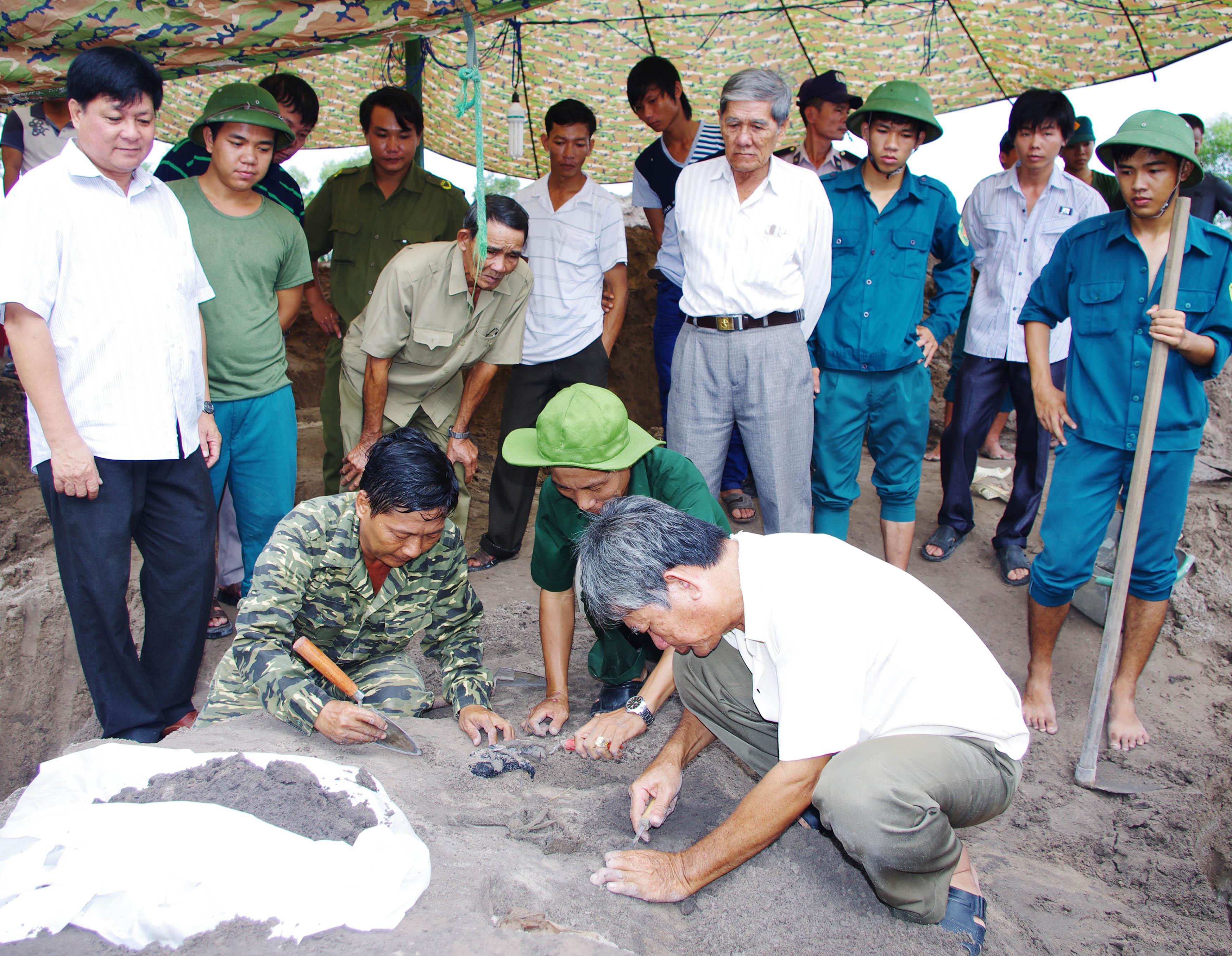 Tận tâm, nỗ lực tìm kiếm, quy tập hài cốt liệt sĩ