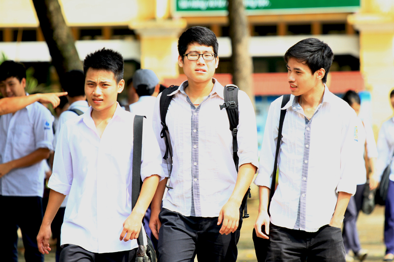 Học sinh không bị buộc phải học tiếng Nga, tiếng Trung Quốc