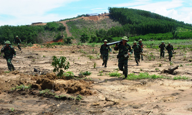 Khánh Hoà: Tổ chức thành công diễn tập thực binh bắn đạn thật