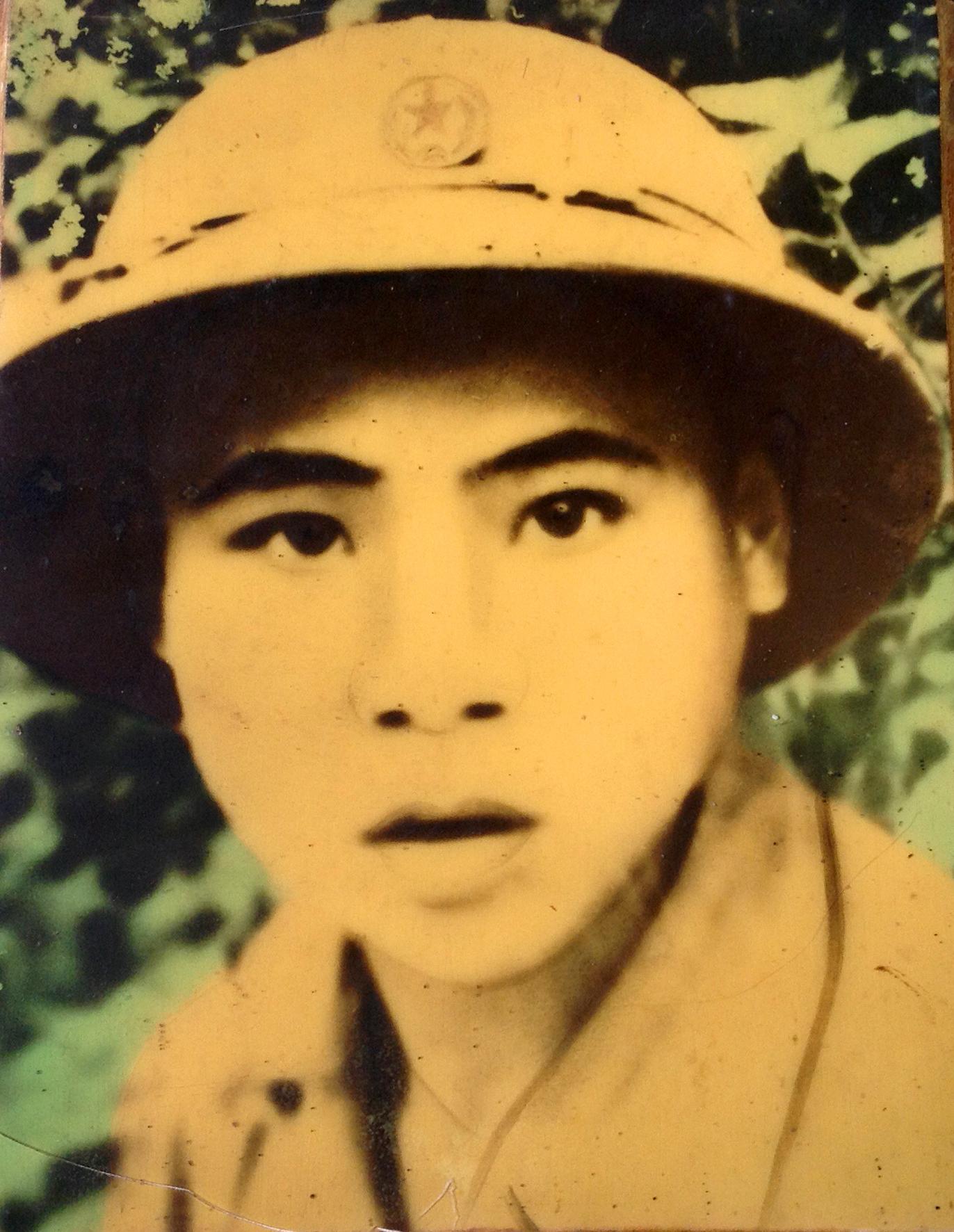 Gia đình mong sớm tìm được phần mộ hai liệt sĩ Hồ Sĩ Chuyên và Hồ Hồng Cần