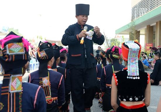 Dân tộc Khơ Mú (tỉnh Yên Bái) vui Tết.