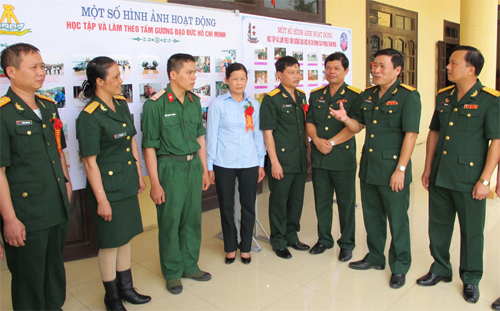 Bài 1: Văn hóa trong chính trị vì mục tiêu phát triển con người
