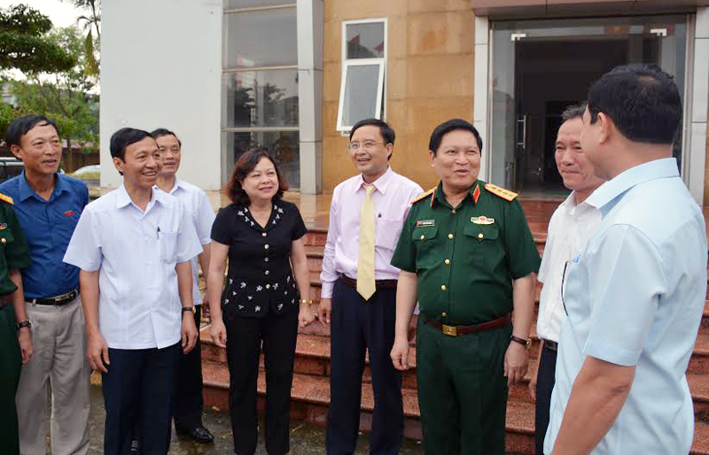 Cử tri đồng thuận với chủ trương, chính sách quốc phòng của Đảng, Nhà nước