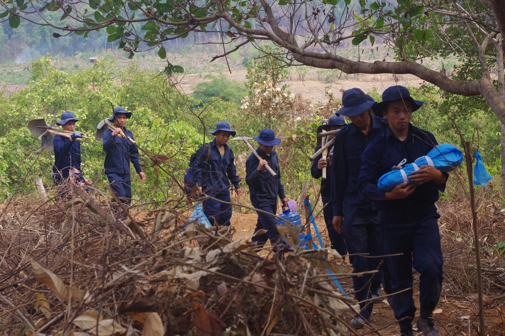 Hành trình Đội K52