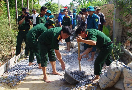 TƯ DUY CŨ “LÀM CHẬM” NÔNG THÔN MỚI