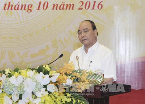 Thủ tướng Nguyễn Xuân Phúc: Làm rõ nguyên nhân khiếu nại, tố cáo từ việc thu hồi đất tái định cư