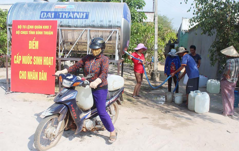 Dân vận ở vùng đồng bào có đạo, dân tộc thiểu số