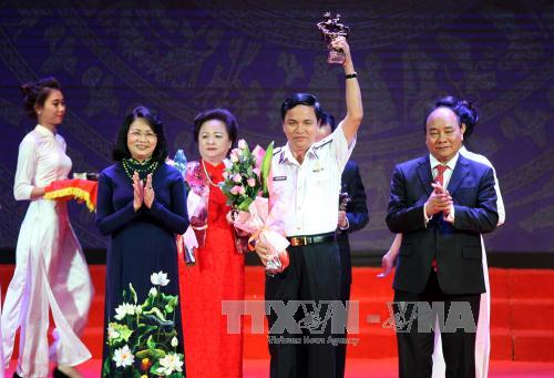 Phát động Phong trào thi đua “Doanh nghiệp Việt Nam hội nhập và phát triển”