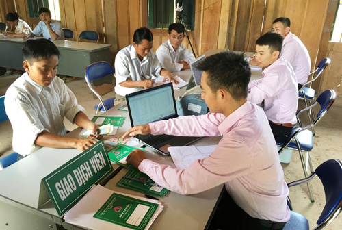 Huy động tiền gửi tiết kiệm tại xã