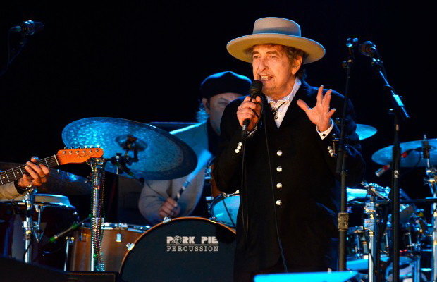 Bob Dylan đoạt giải Nobel Văn học 2016 