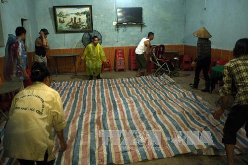 Mưa lũ gây thiệt hại nghiêm trọng tại các tỉnh miền Trung 