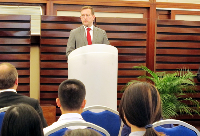 Pháp ưu tiên mở rộng hợp tác quốc phòng với Việt Nam