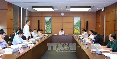 Kỳ họp thứ 2, Quốc hội khóa XIV: Làm rõ mô hình tăng trưởng trong tái cơ cấu nền kinh tế