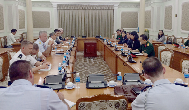 Tư lệnh Bộ tư lệnh Thái Bình Dương Hoa Kỳ thăm TP Hồ Chí Minh