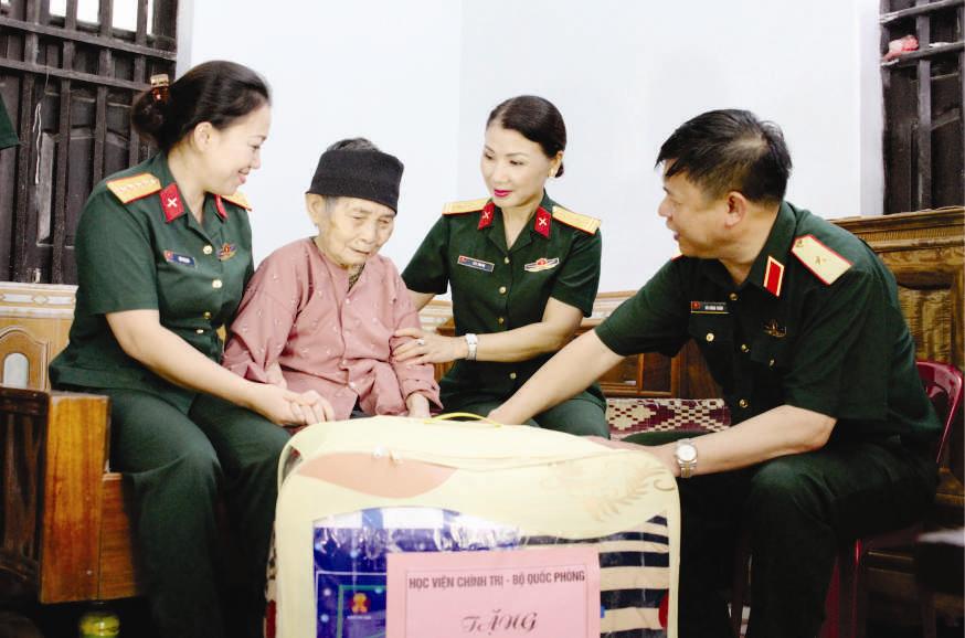 Thắm đượm tình quân-dân