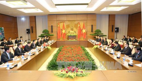 Chủ tịch Quốc hội Nguyễn Thị Kim Ngân hội đàm với Chủ tịch Nhân đại Trung Quốc Trương Đức Giang