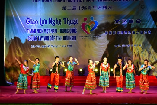 Giao lưu văn nghệ tại Lào Cai.