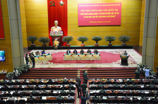 Biểu tượng sáng ngời về ý chí kiên cường và lòng quả cảm của dân tộc Việt Nam