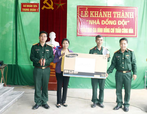Trung đoàn Bộ binh 1 bàn giao “Ngôi nhà đồng đội”