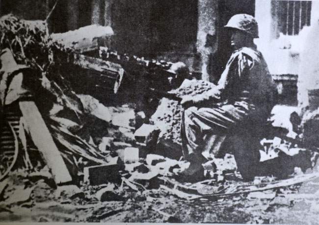 Bài 3: “Trùng độc chiến” và “lấy ít địch nhiều, lấy nhỏ thắng lớn”