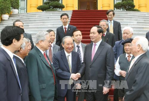 Chủ tịch nước Trần Đại Quang gặp mặt Ban liên lạc cựu chuyên gia Việt Nam giúp cách mạng Campuchia
