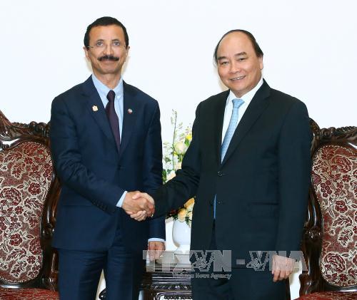 Thủ tướng Nguyễn Xuân Phúc tiếp Chủ tịch, Tổng giám đốc Tập đoàn DP World (UAE)
