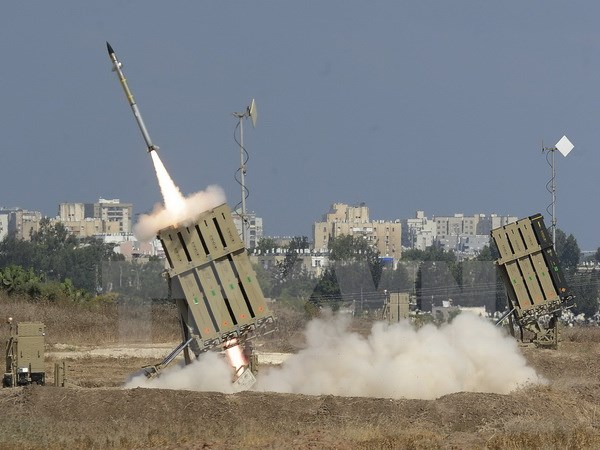 Azerbaijan mua hệ thống phòng thủ tên lửa Vòm Sắt của Israel
