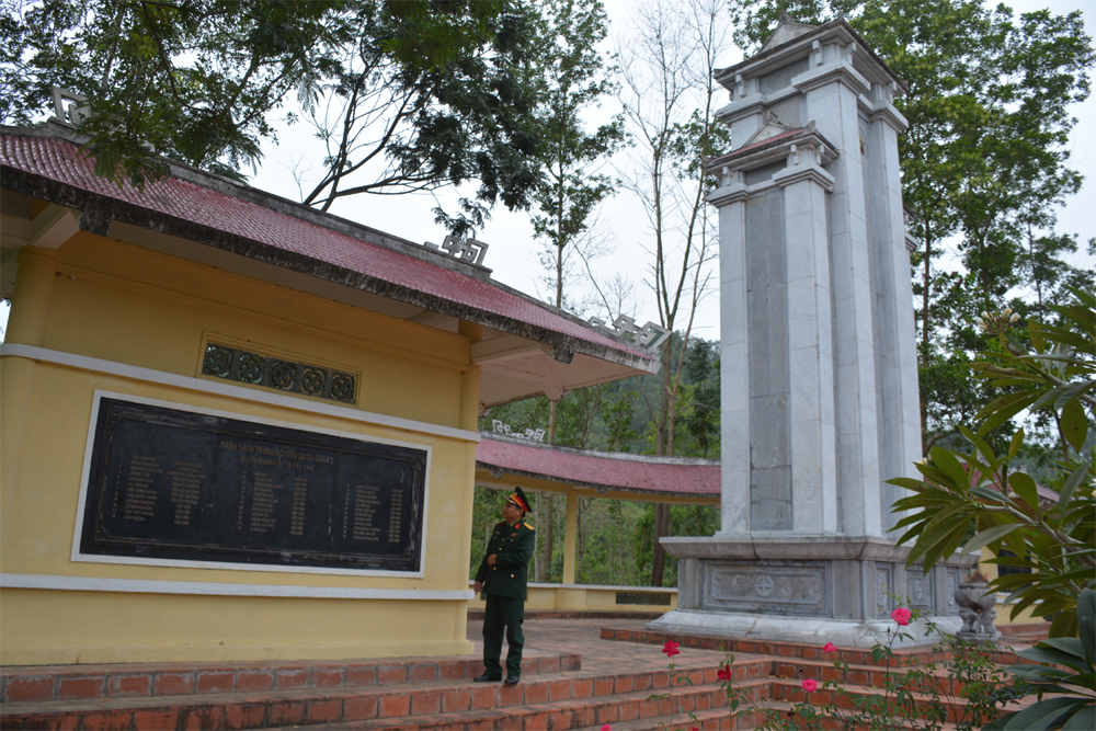 Canh cánh nỗi niềm Khuôn Mánh
