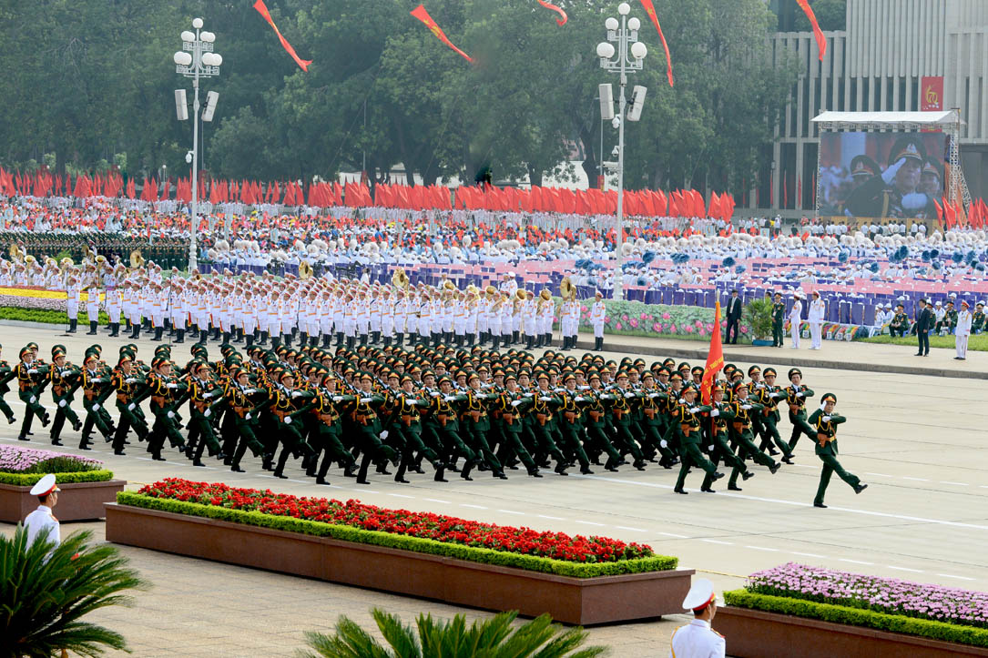 Trùng trùng đội ngũ…