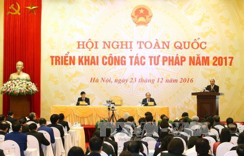 Thủ tướng Nguyễn Xuân Phúc: Cần làm tốt khâu thẩm định luật, 