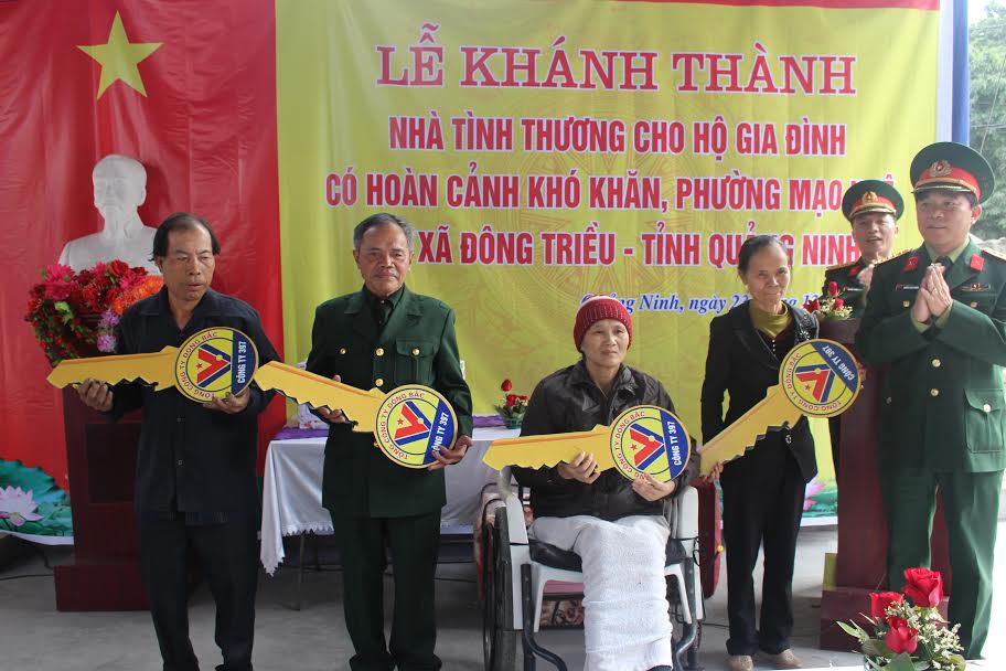 Tổng công ty Đông Bắc tặng nhà tình thương cho hộ nghèo