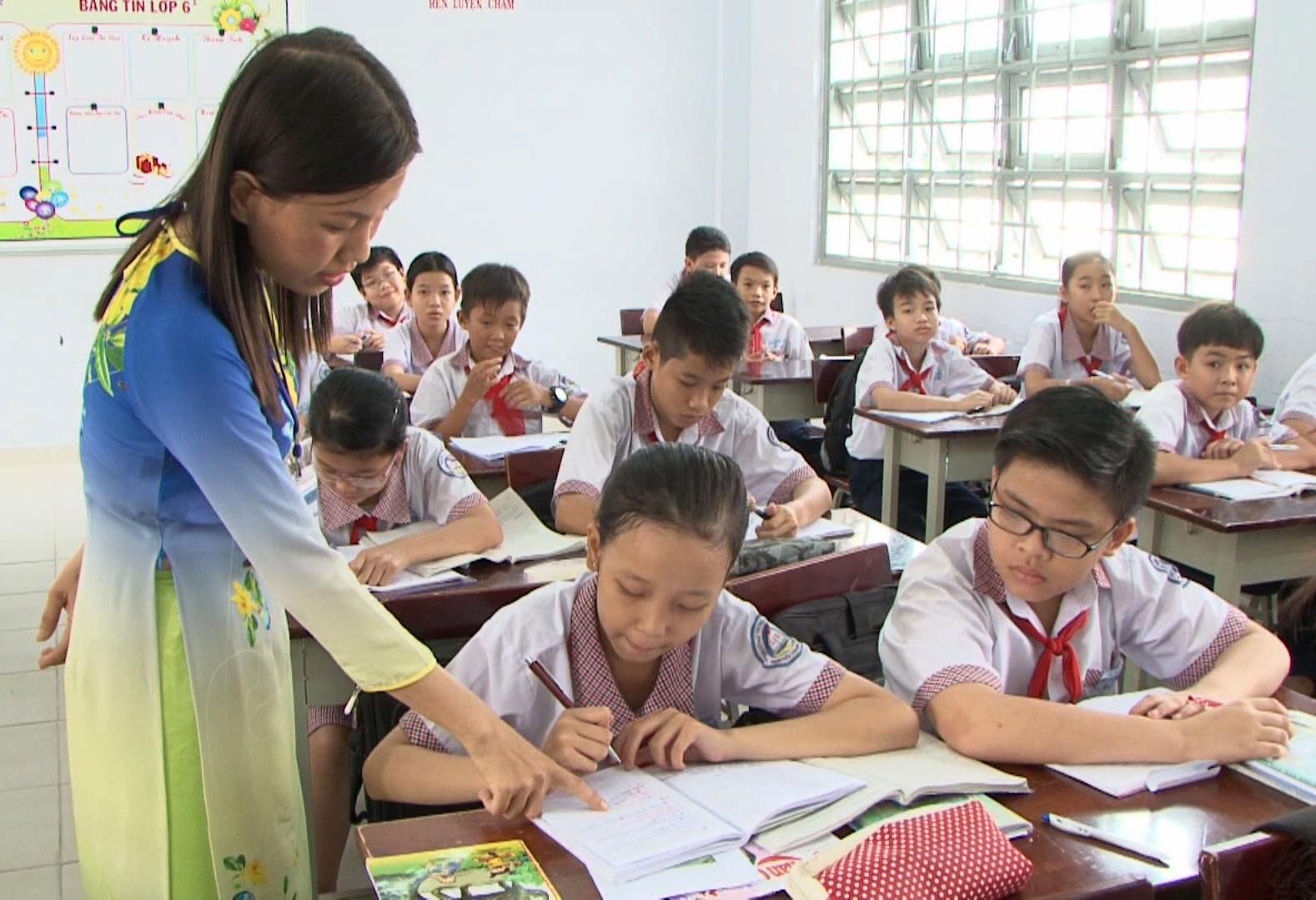 Những nhà giáo trẻ không chỉ giỏi nghề