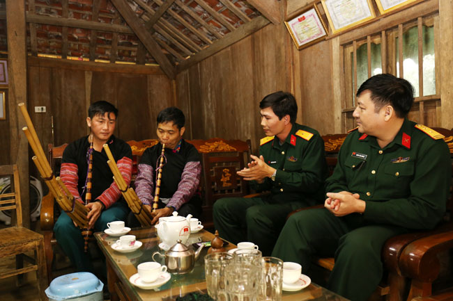 Vai trò của lực lượng quân sự địa phương với sự đổi thay ở Mai Châu (Hòa Bình)