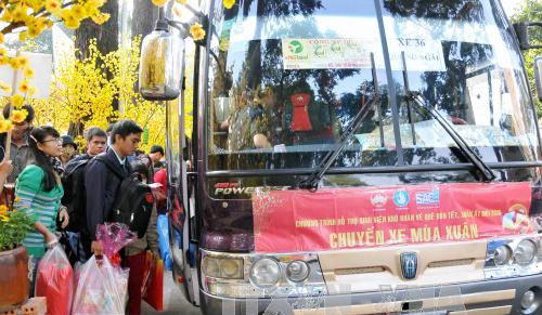 TẾT CHĂM LO, TẾT YÊU THƯƠNG